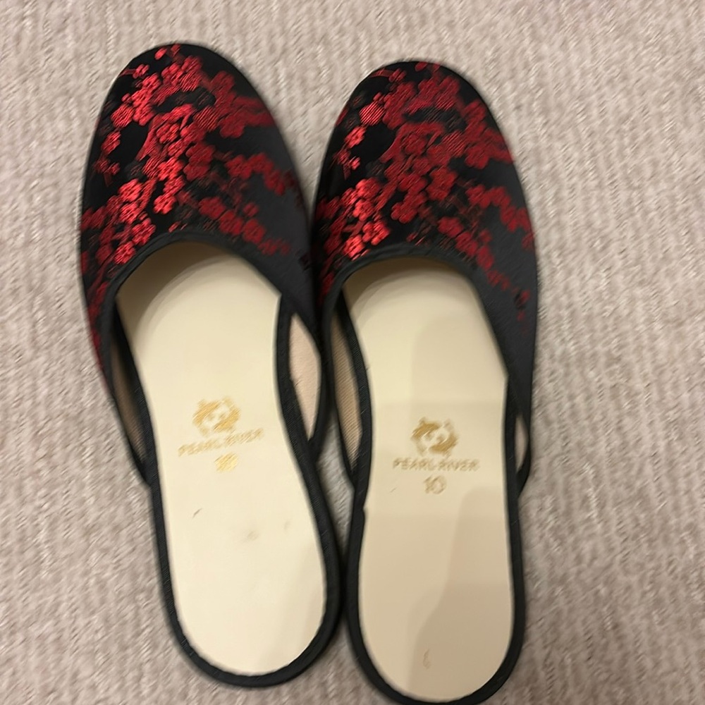 Plum Blossom Rayon Brocade Slipper Pearl River